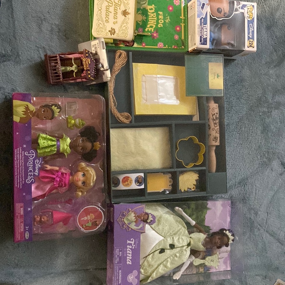 Disney princess Tiana bundle